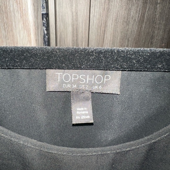 Topshop Black Sleeveless Layered Top - Picture 2 of 3
